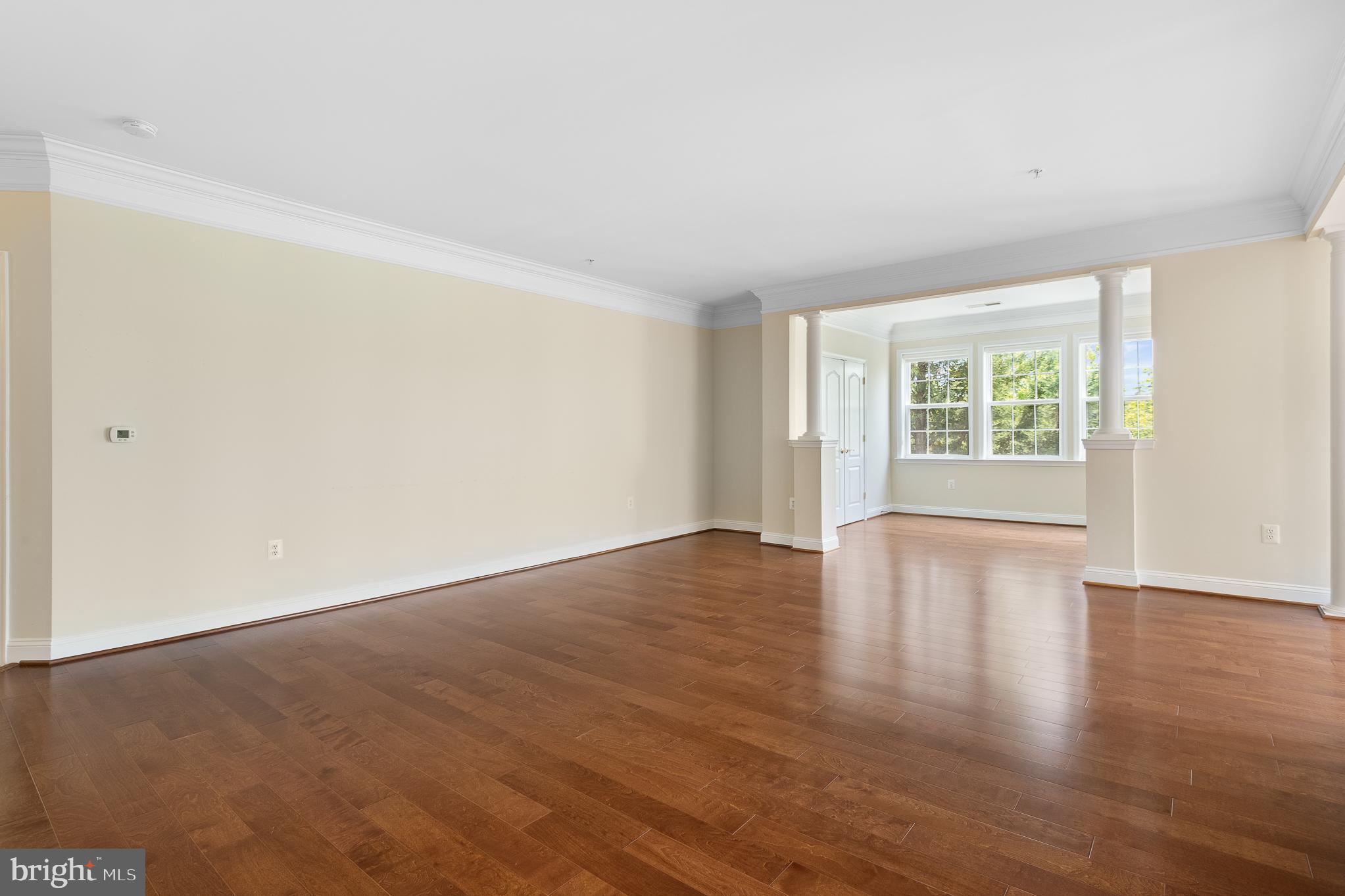 327 King Farm Blvd #206