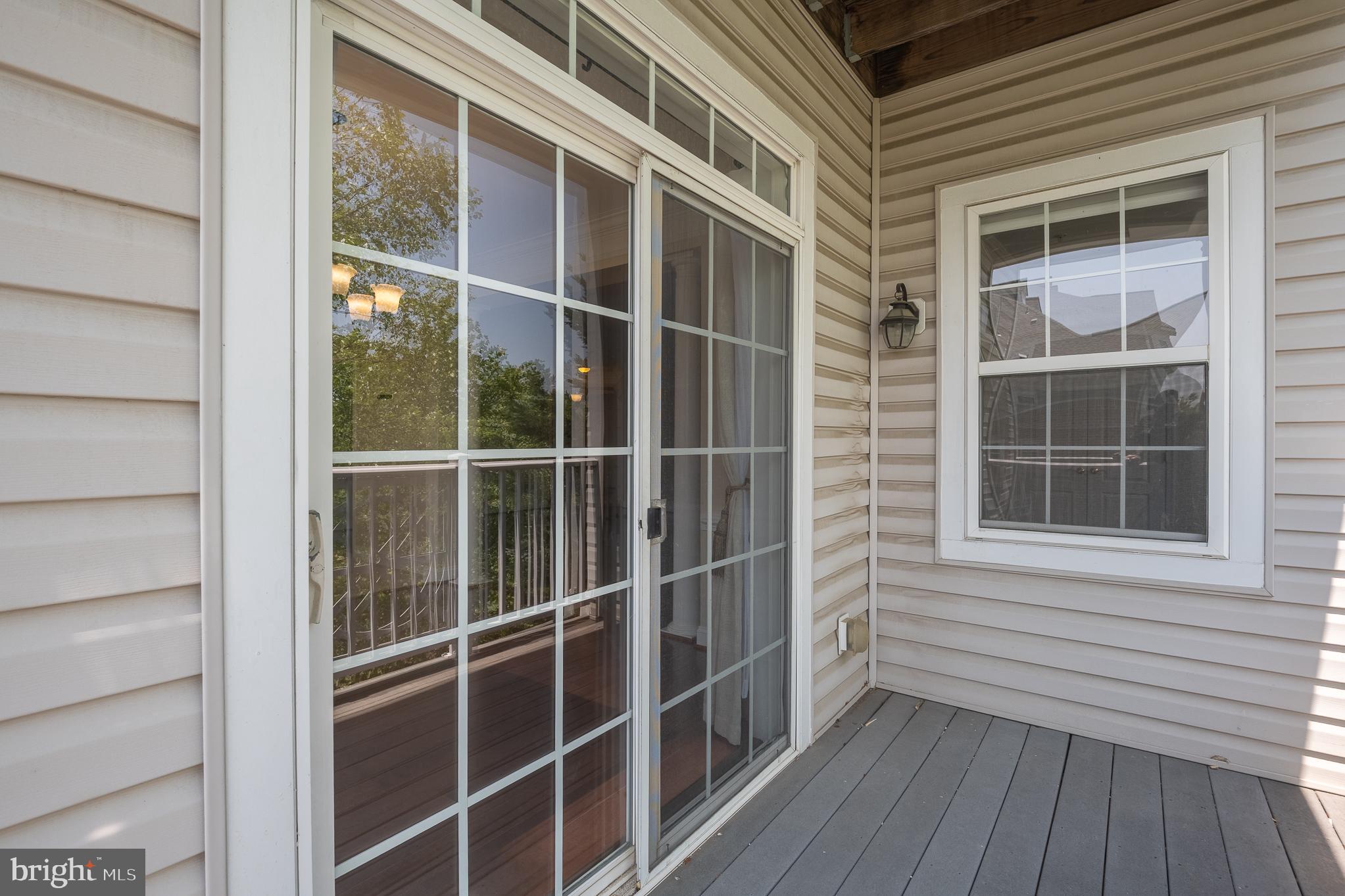 327 King Farm Blvd #206