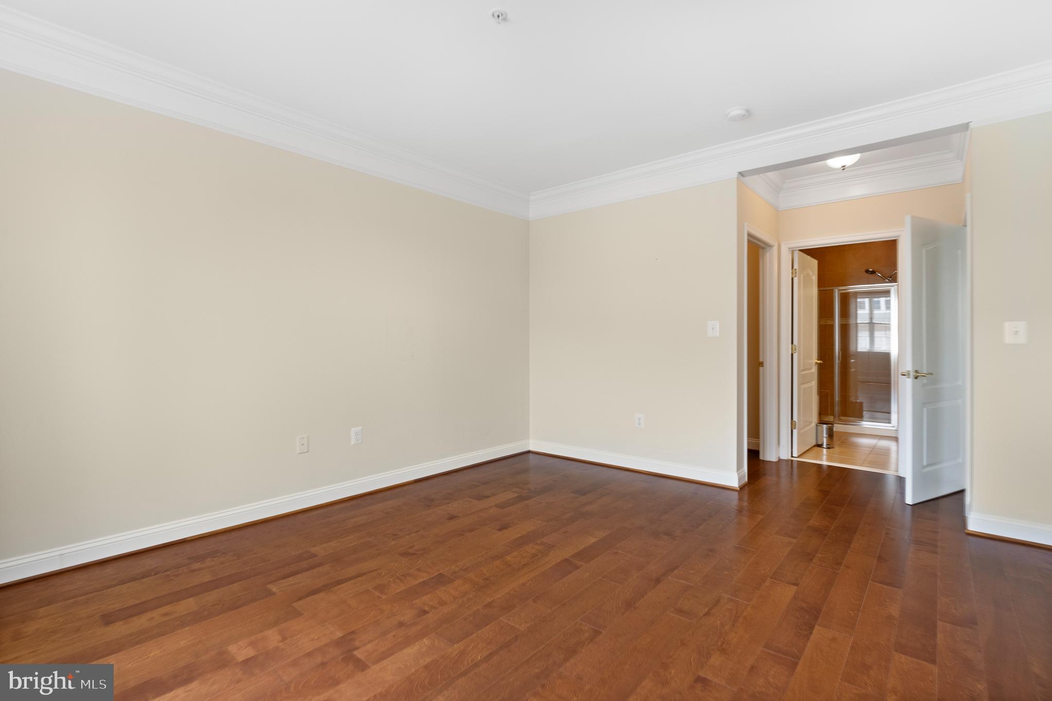 327 King Farm Blvd #206