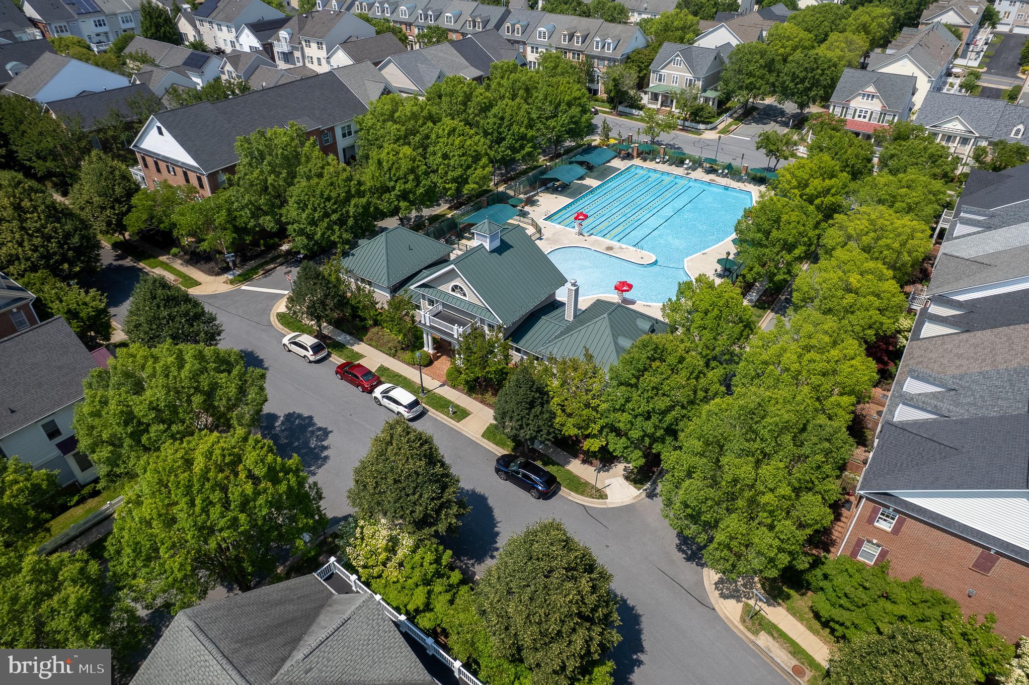 327 King Farm Blvd #206