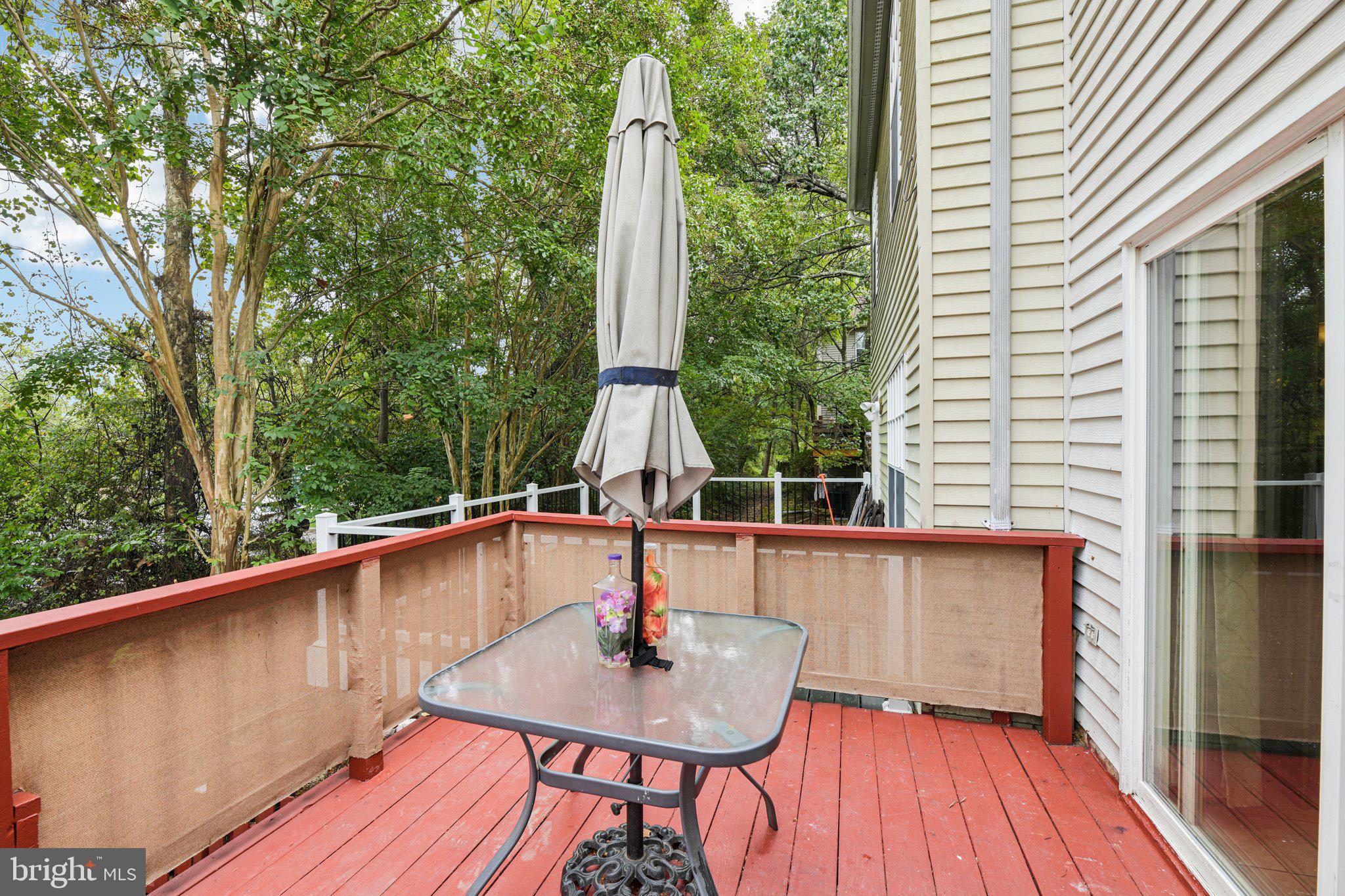 1927 AMBERSTONE COURT 4