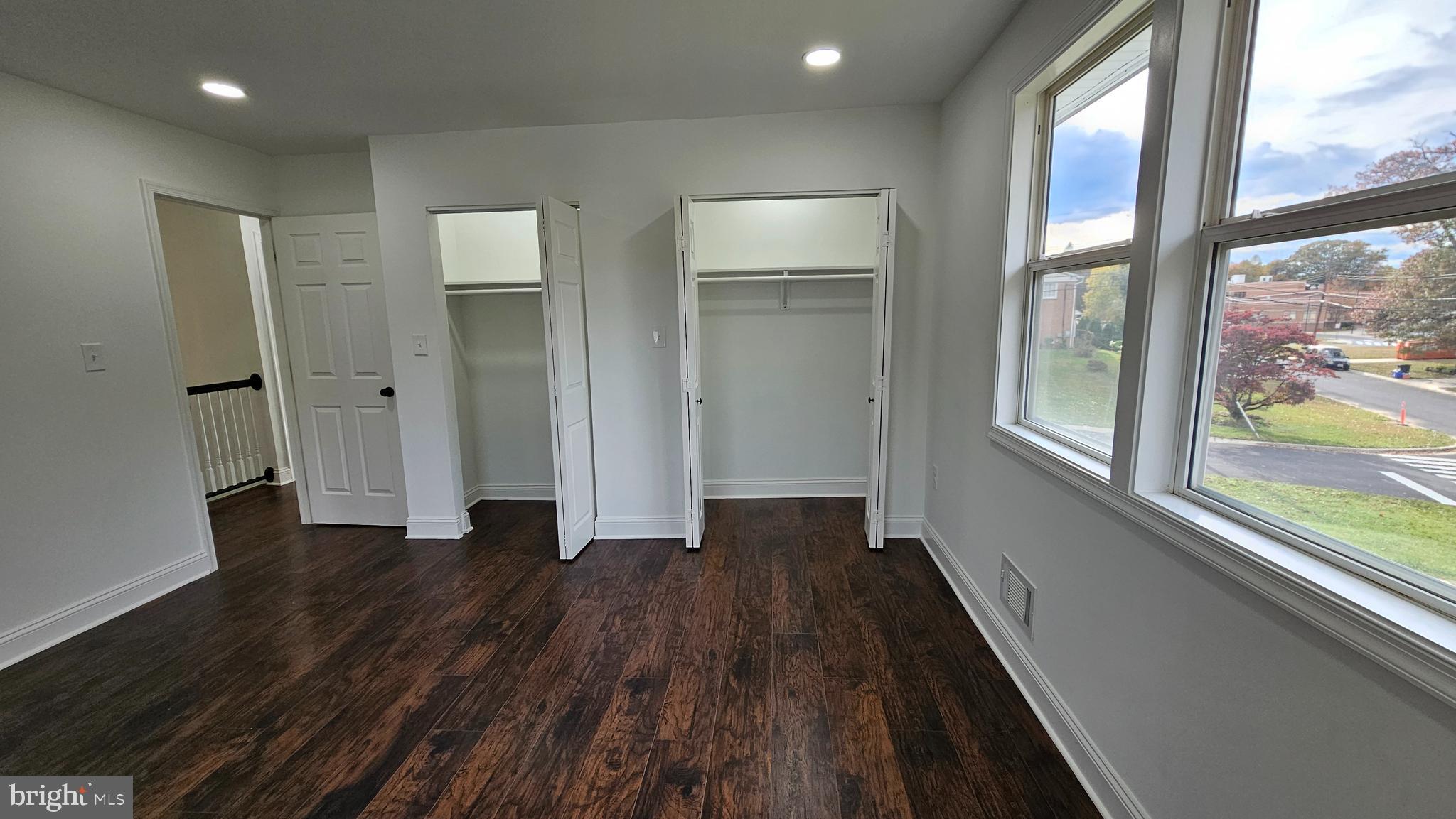 1407 NORTHCREST DRIVE