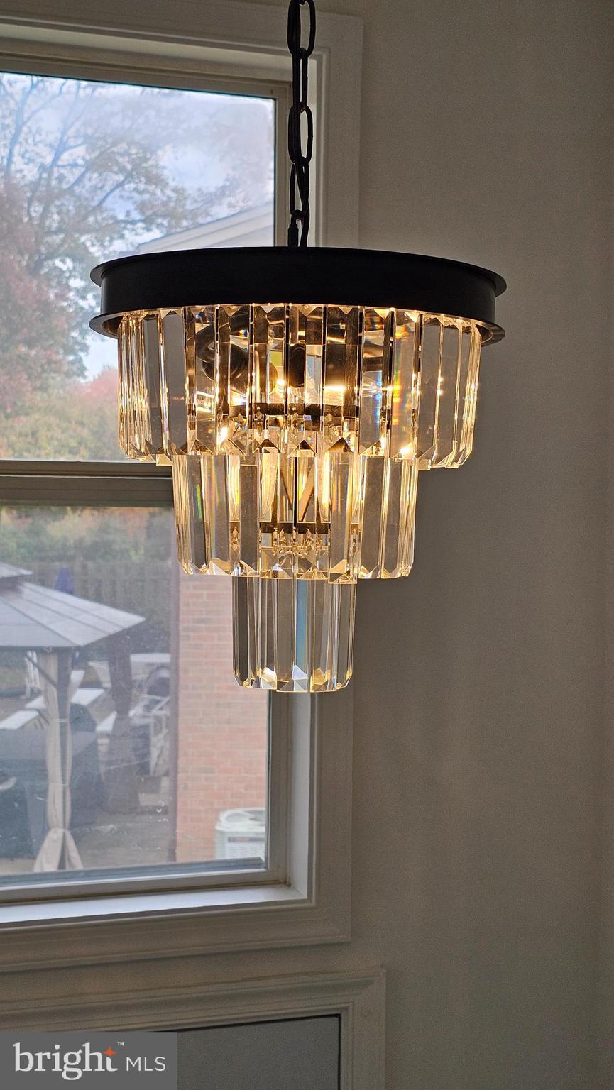 1407 NORTHCREST DRIVE