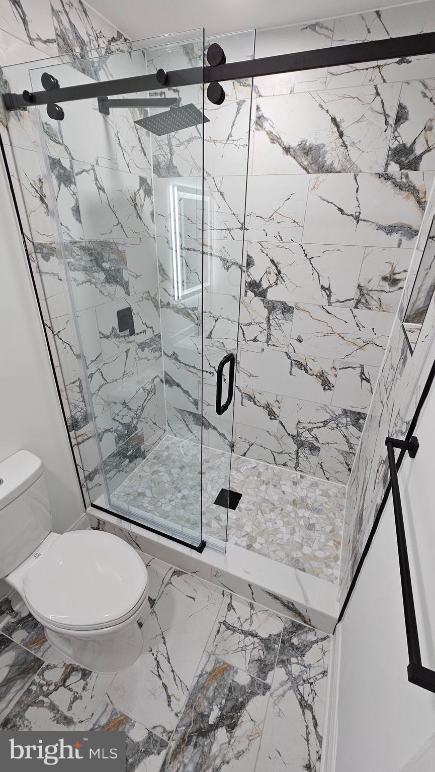 1407 NORTHCREST DRIVE