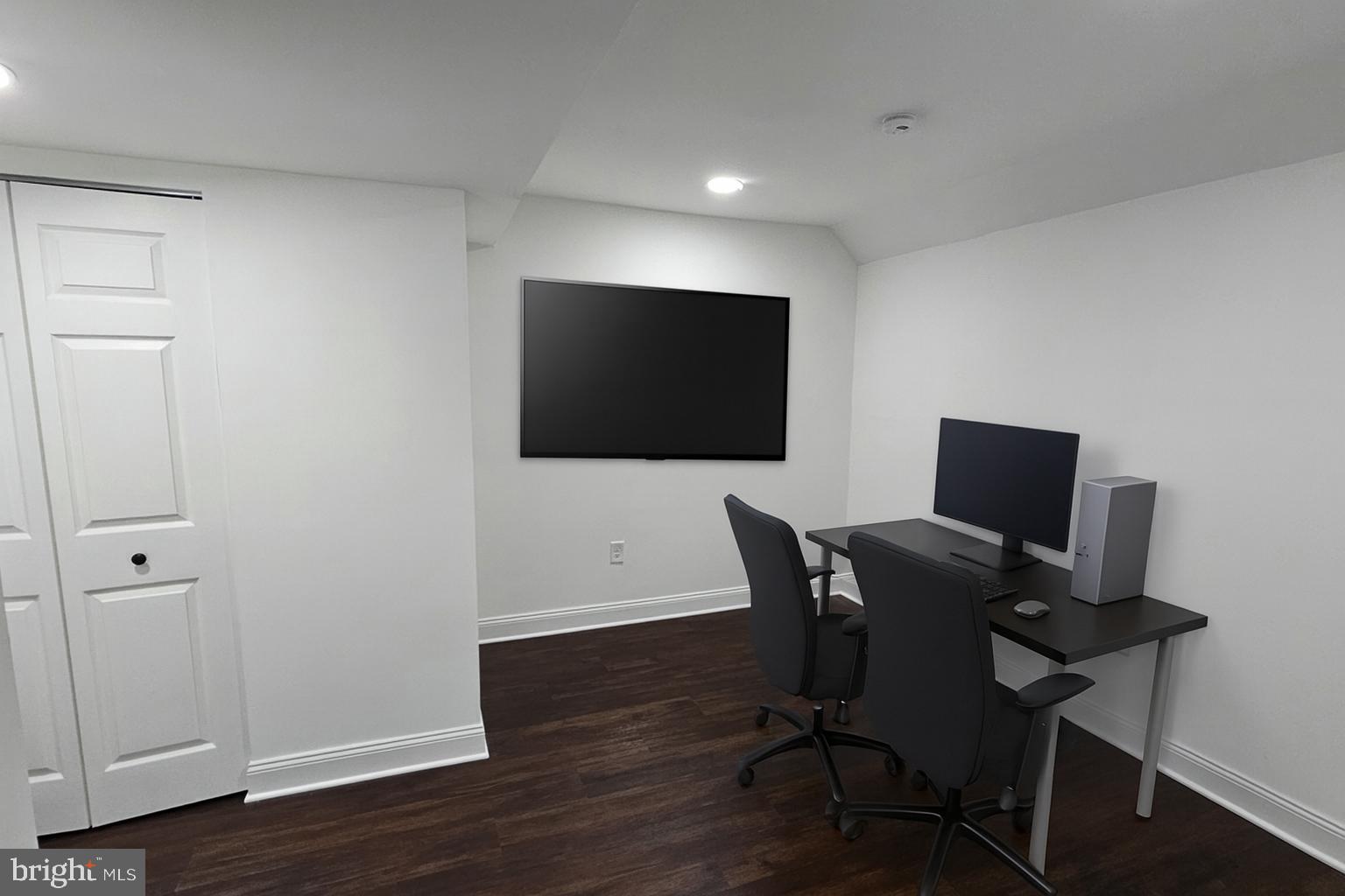 1407 NORTHCREST DRIVE