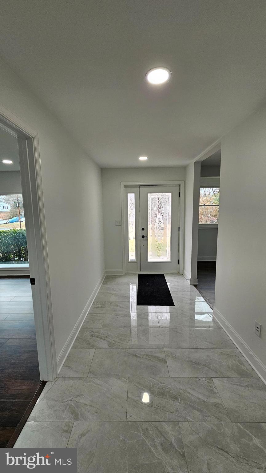 1407 NORTHCREST DRIVE