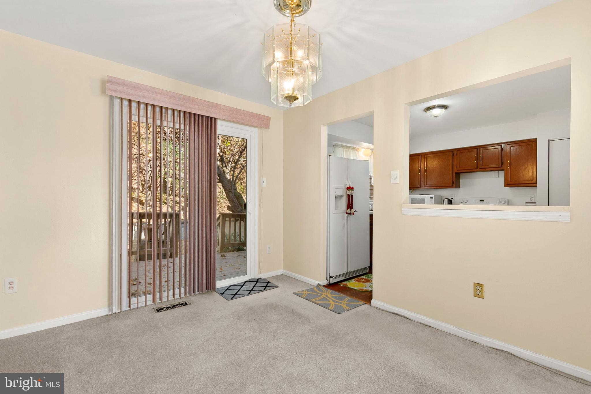 15015 DINSDALE DRIVE