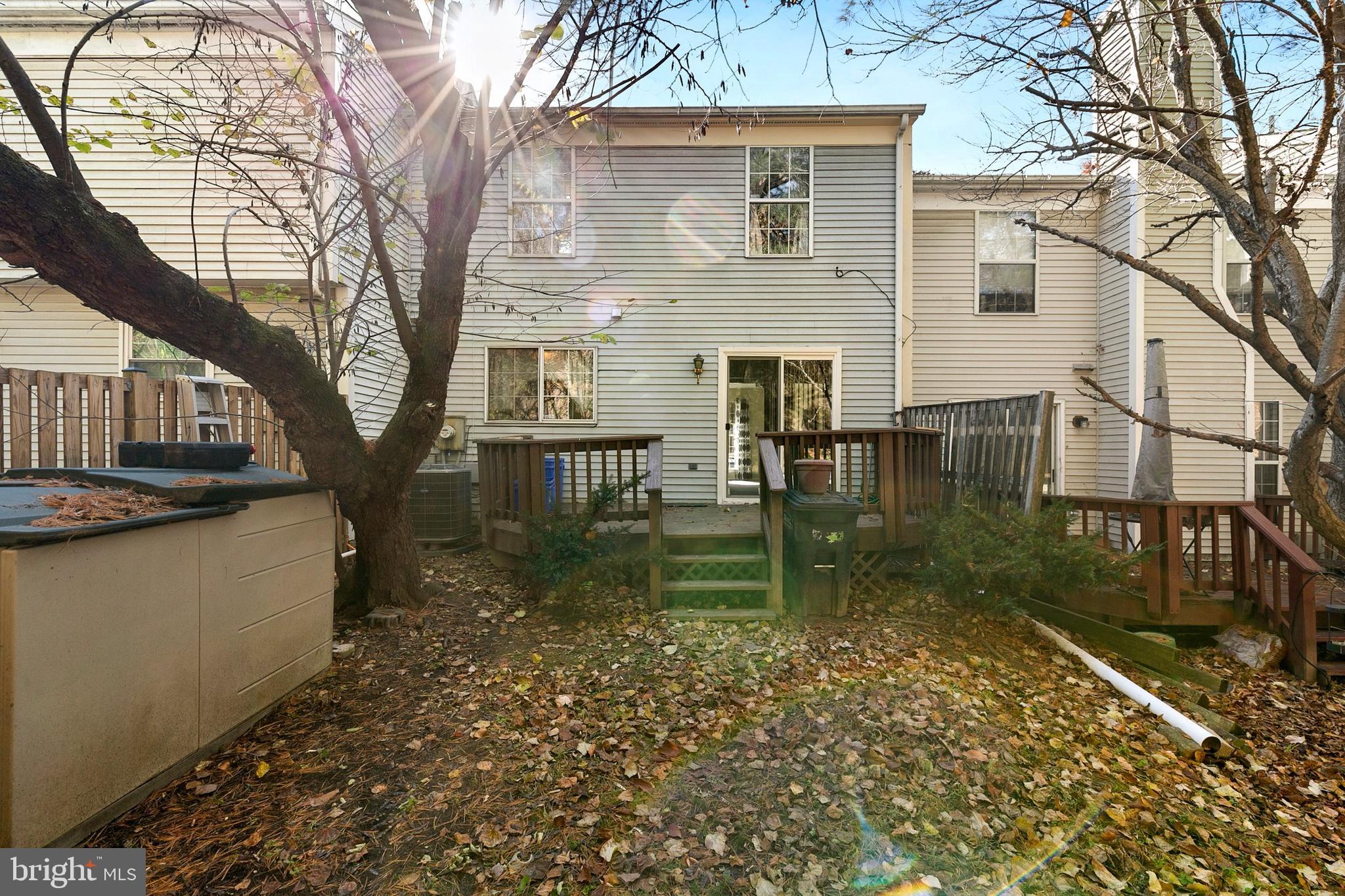 15015 DINSDALE DRIVE