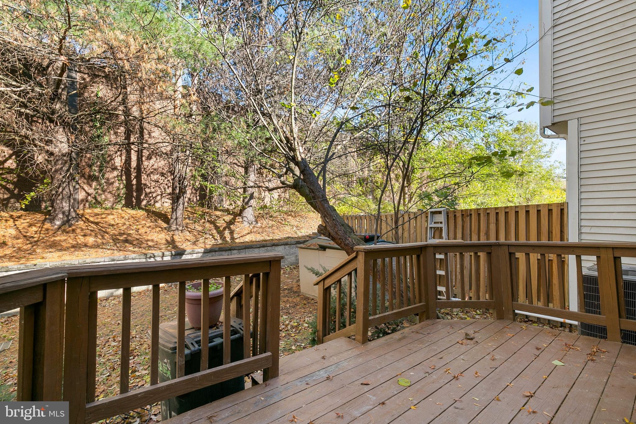 15015 DINSDALE DRIVE