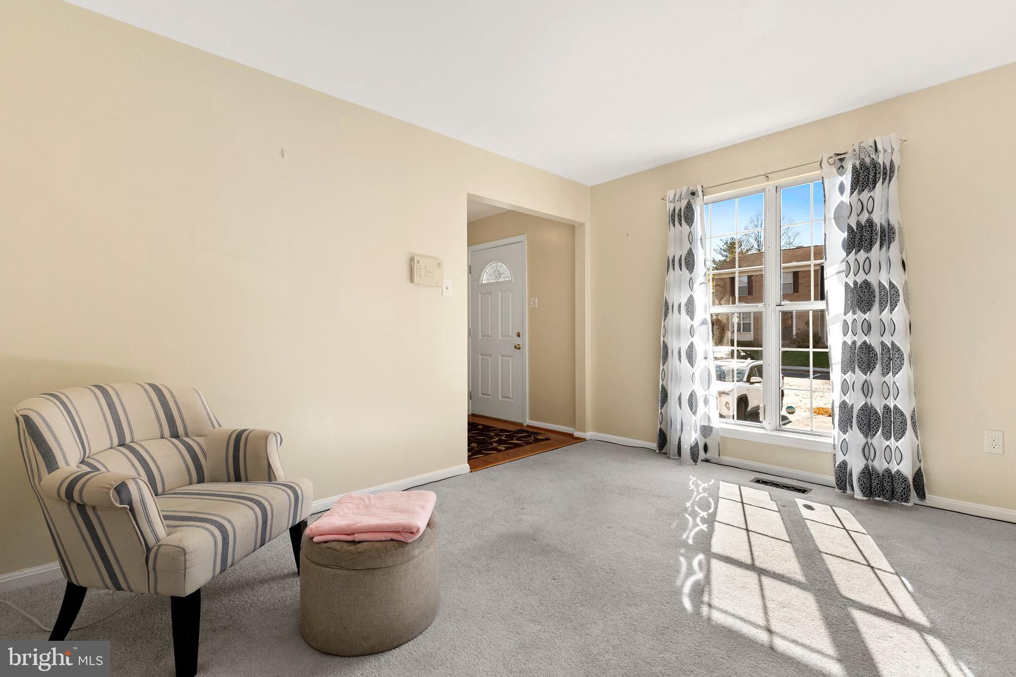 15015 DINSDALE DRIVE