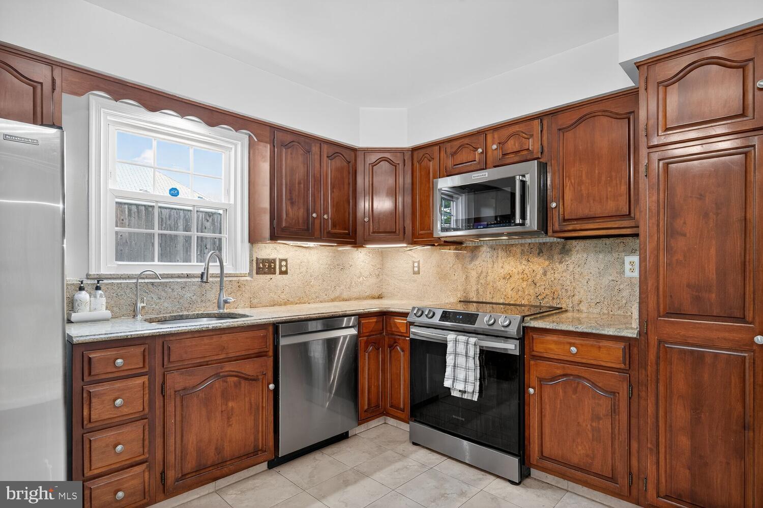 15324 GEORGIAN SQUARE COURT