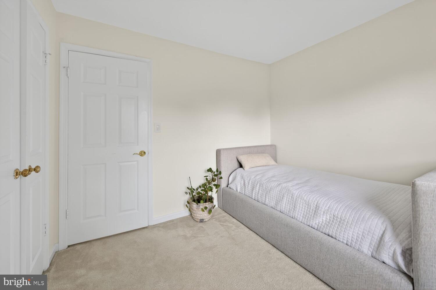 15324 GEORGIAN SQUARE COURT