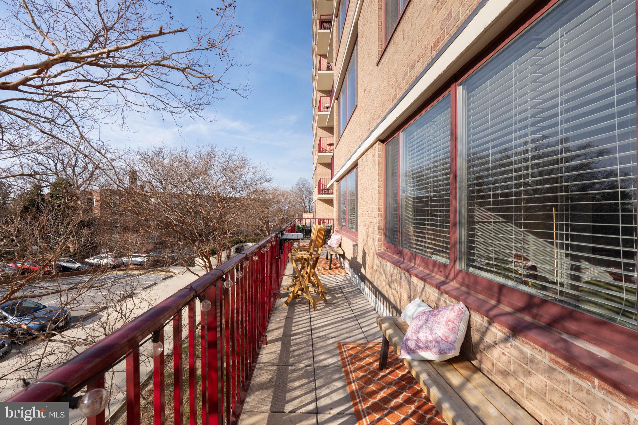 1220 BLAIR MILL ROAD 205