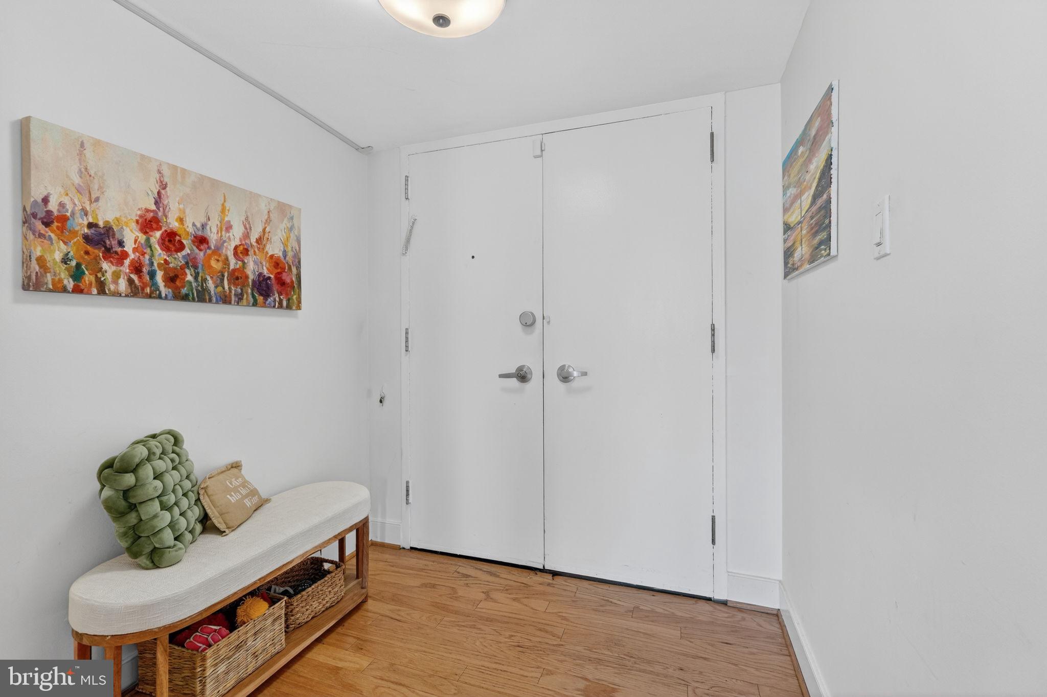 1220 BLAIR MILL ROAD 205