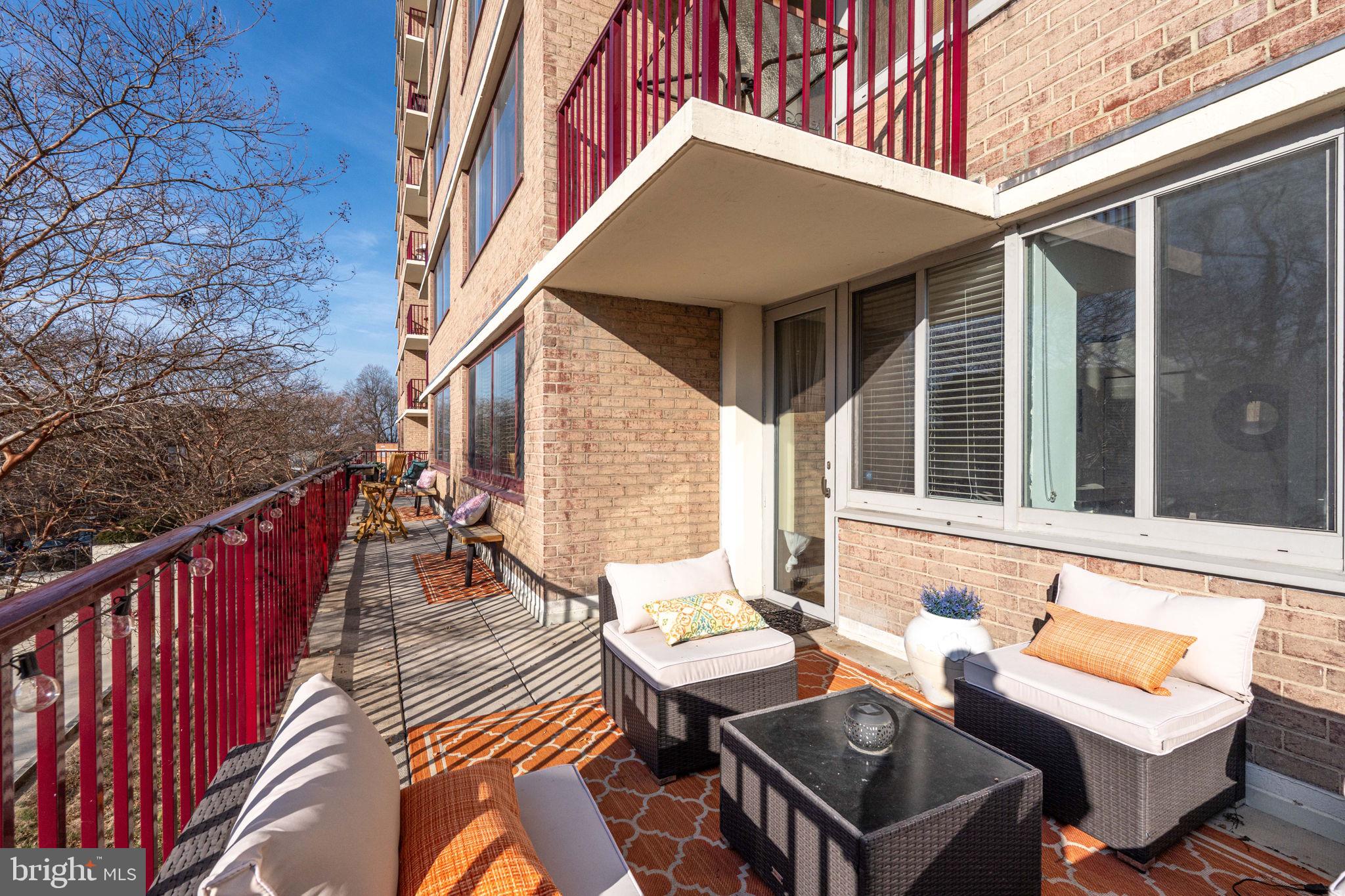 1220 BLAIR MILL ROAD 205