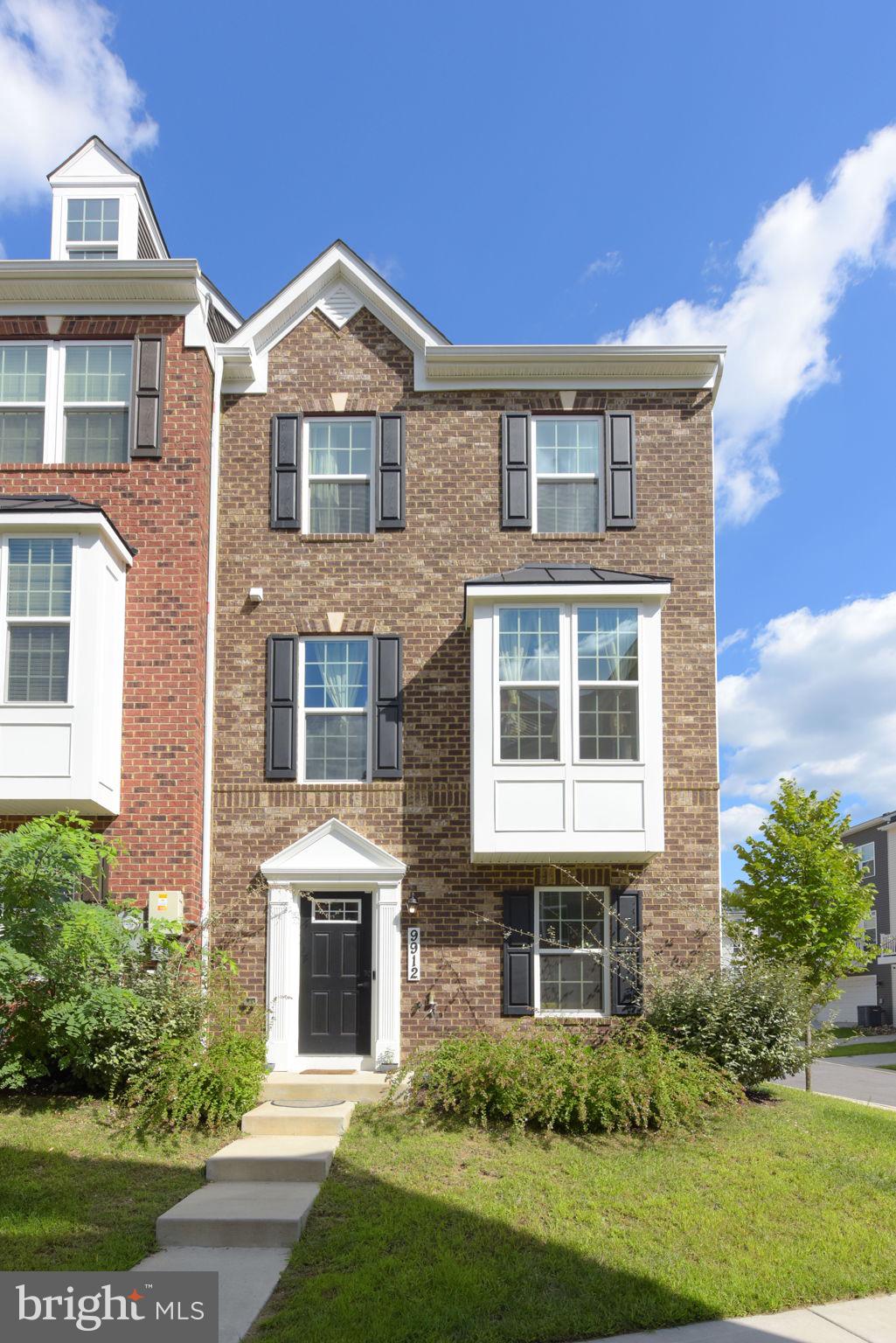 9912 VISTA POINTE DR