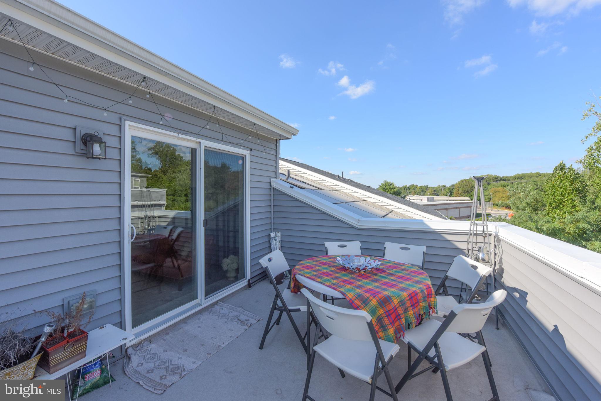 9912 VISTA POINTE DR