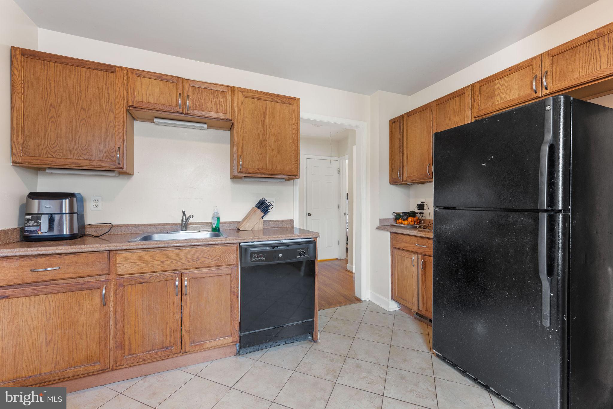 1204 Chapel Oaks Dr