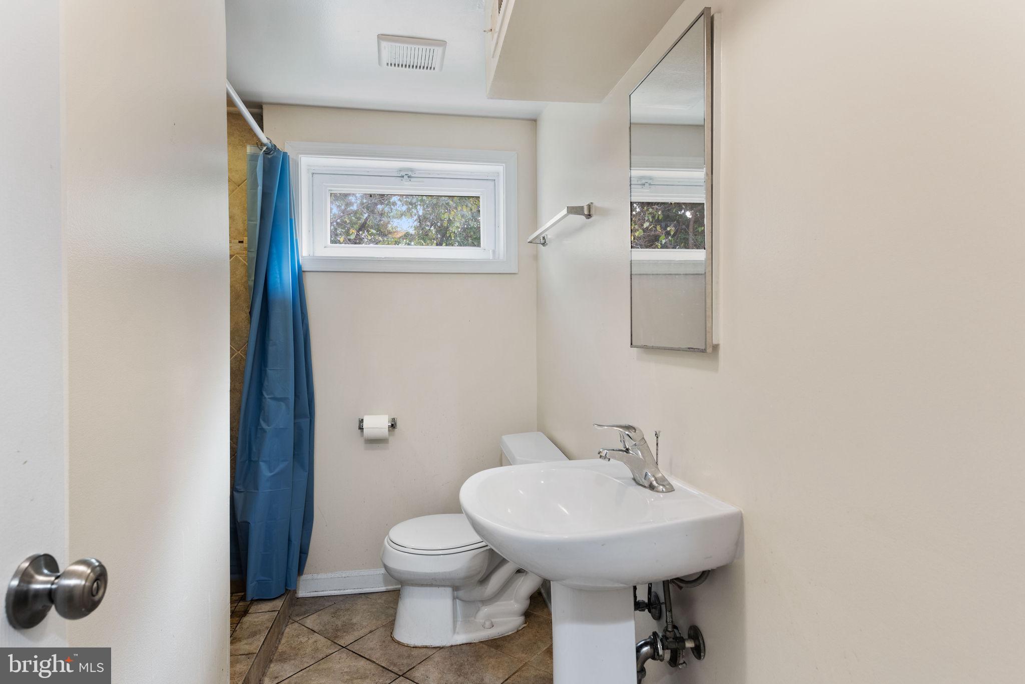 1204 Chapel Oaks Dr