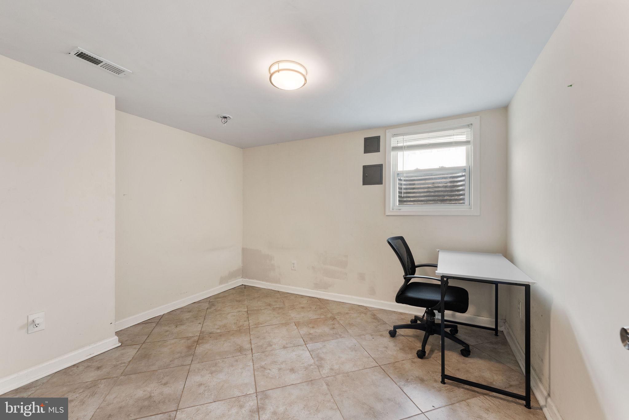 1204 Chapel Oaks Dr