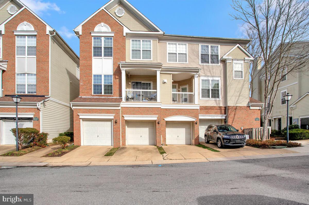 14214 Hampshire Hall Ct #308