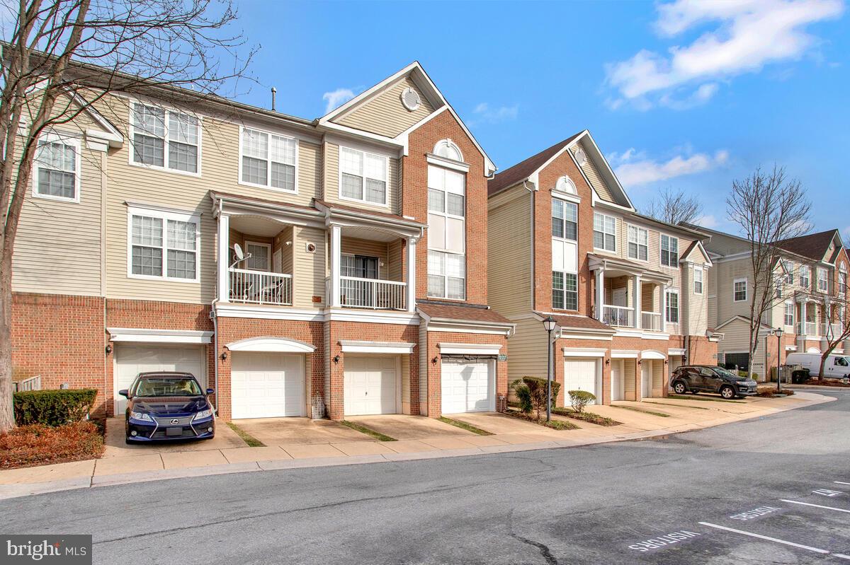 14214 Hampshire Hall Ct #308