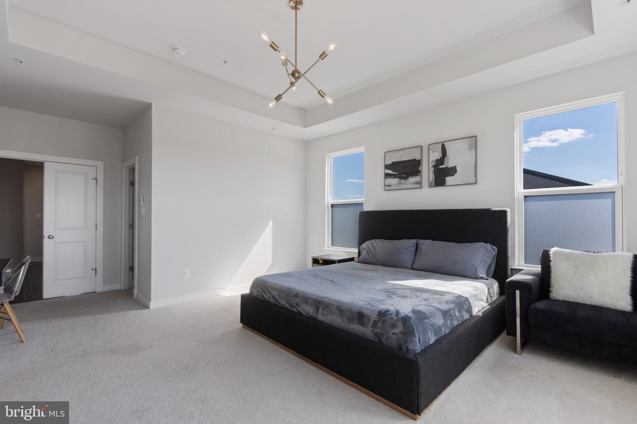 309 SUMMIT POINT BLVD