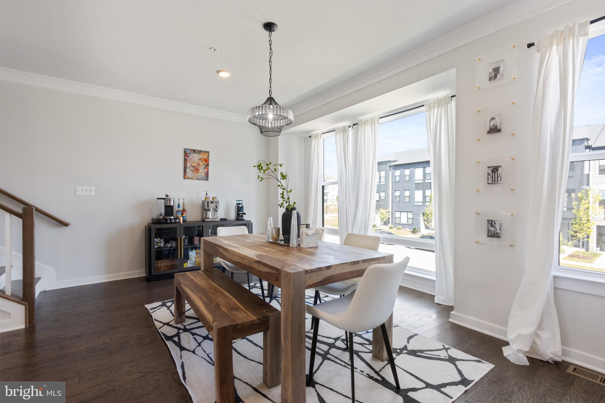 309 SUMMIT POINT BLVD