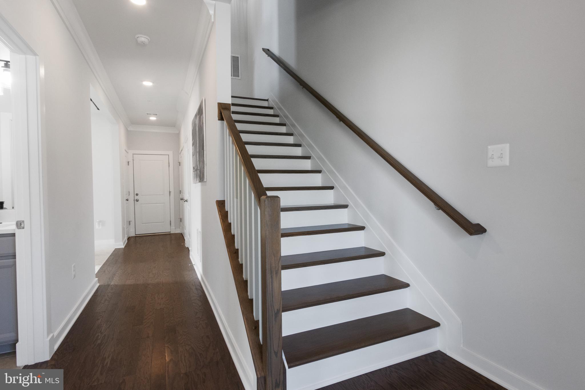 309 SUMMIT POINT BLVD