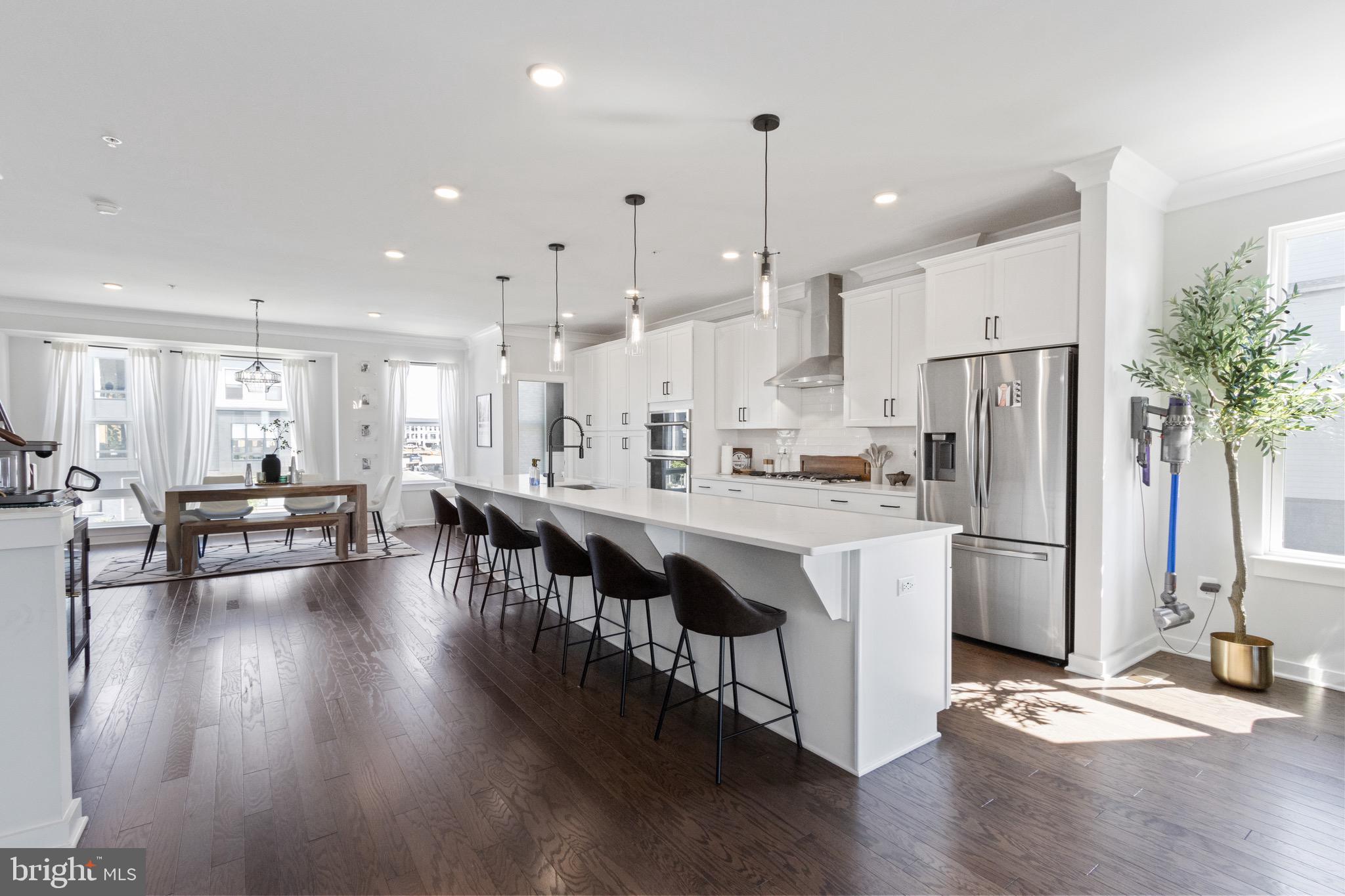 309 SUMMIT POINT BLVD