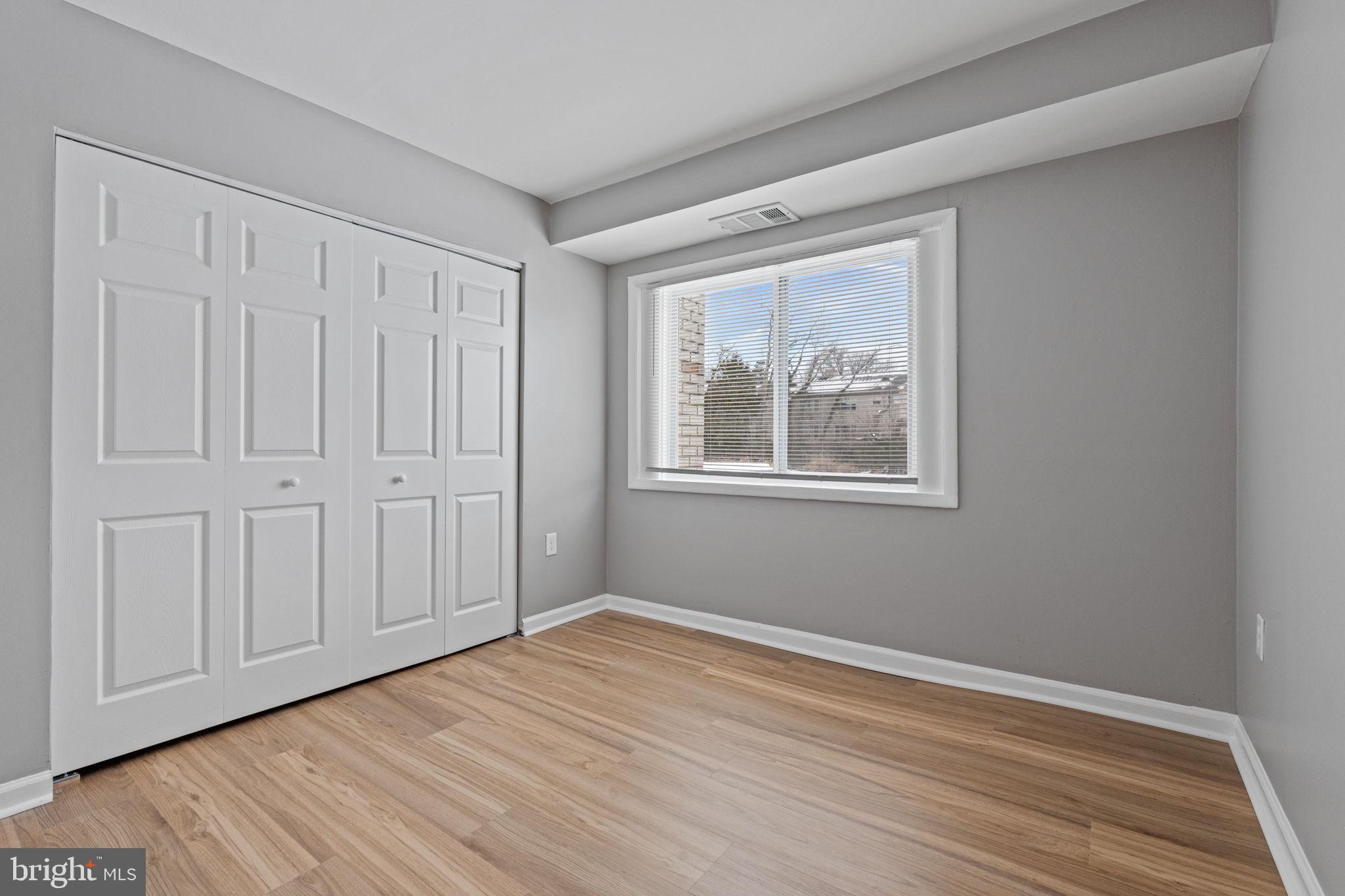 9276 Adelphi Rd #201