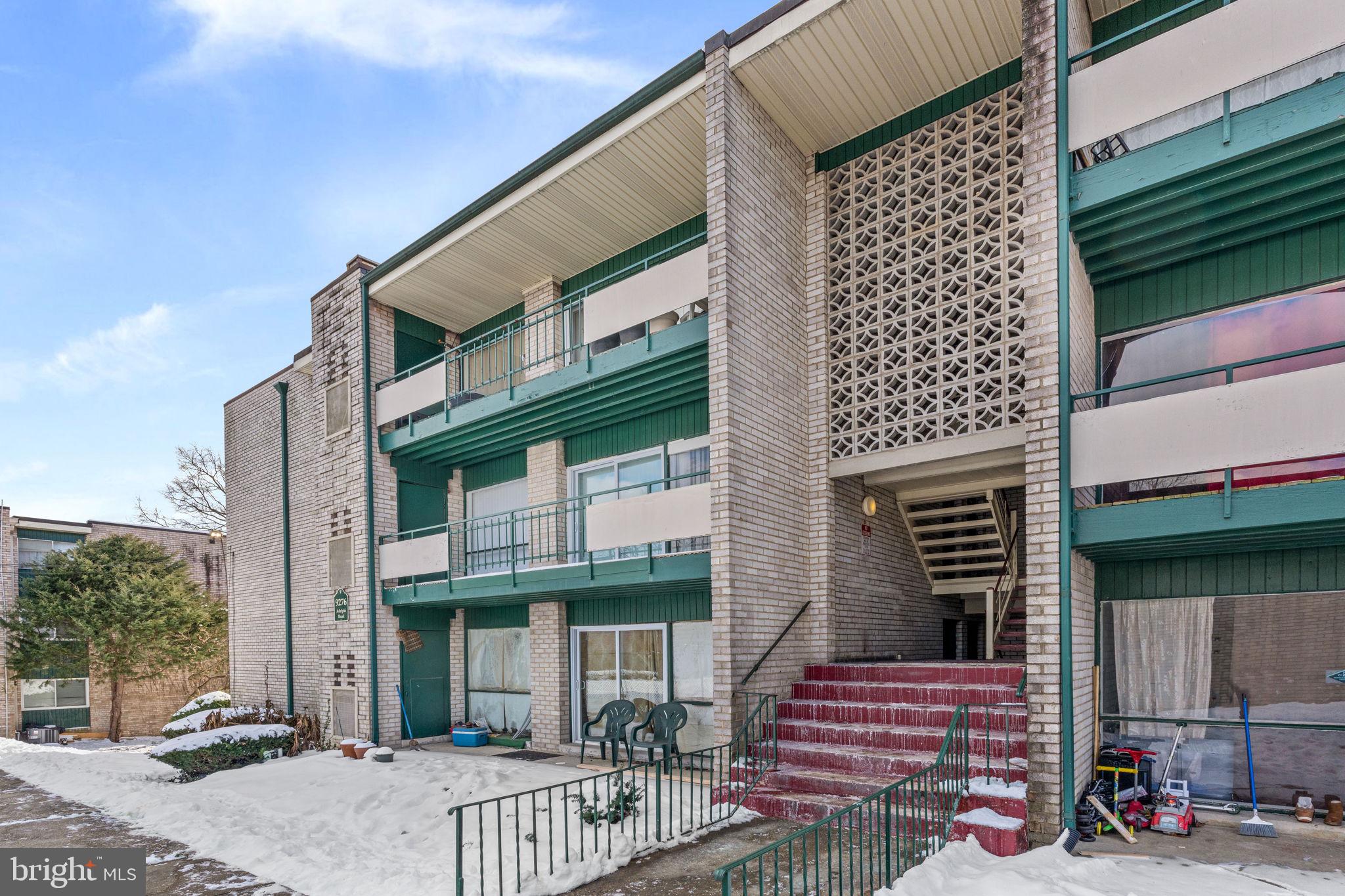 9276 Adelphi Rd #201