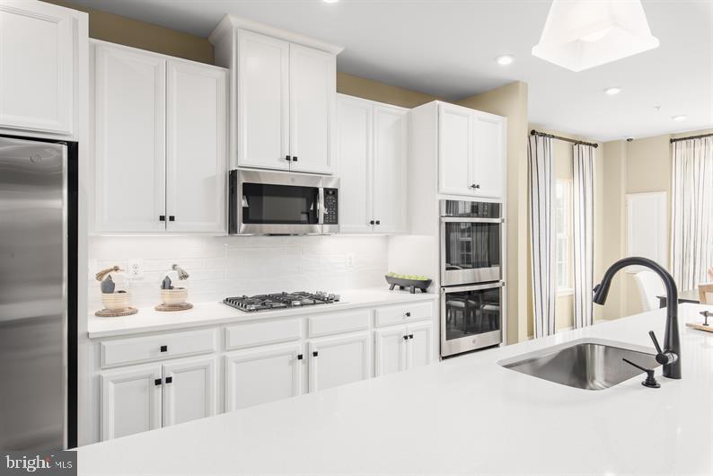 182 Lawndale Drive #1010 M Spec Home