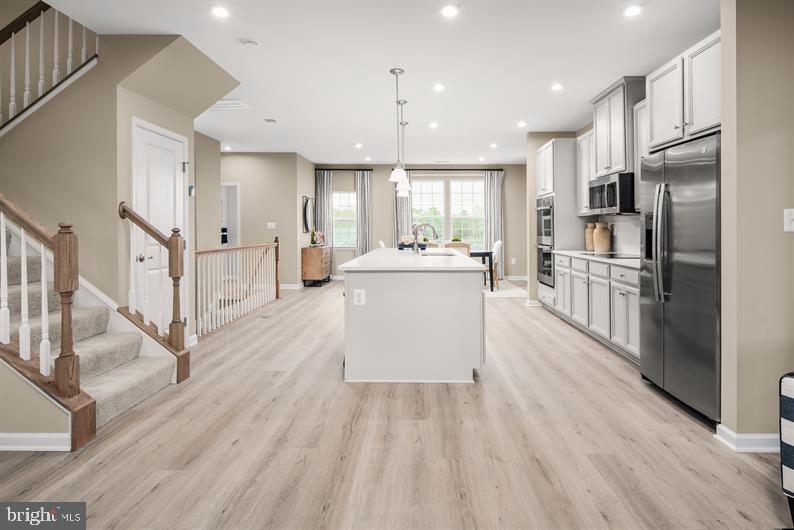 182 Lawndale Drive #1010 M Spec Home