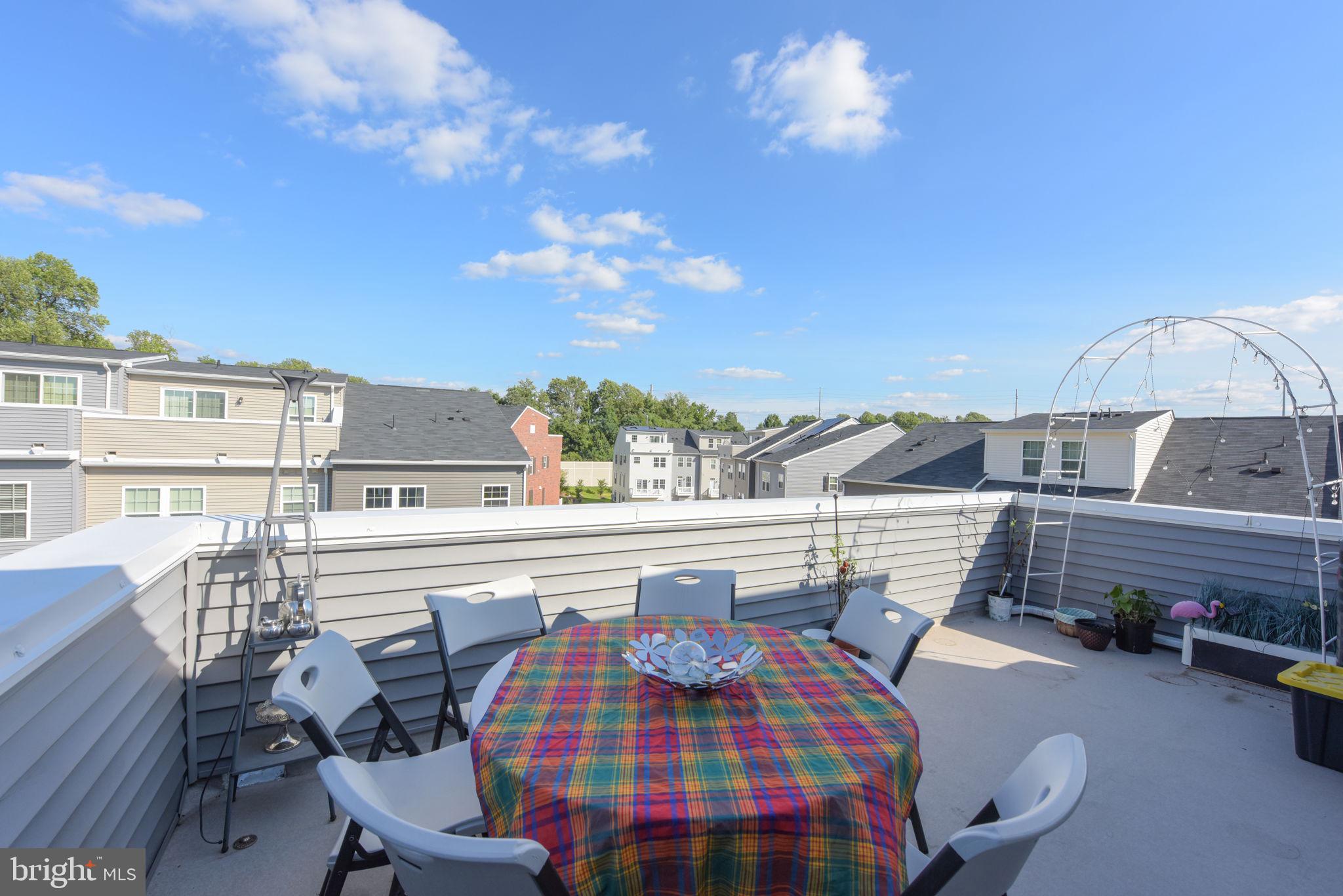 9912 Vista Pointe Dr