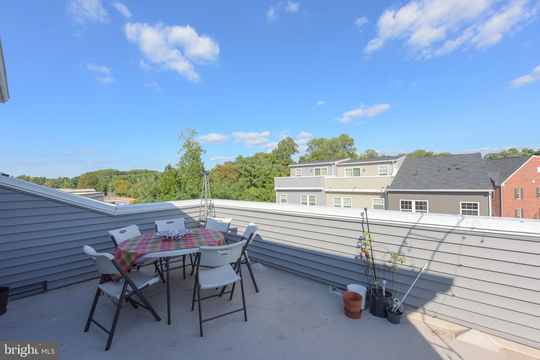 9912 Vista Pointe Dr