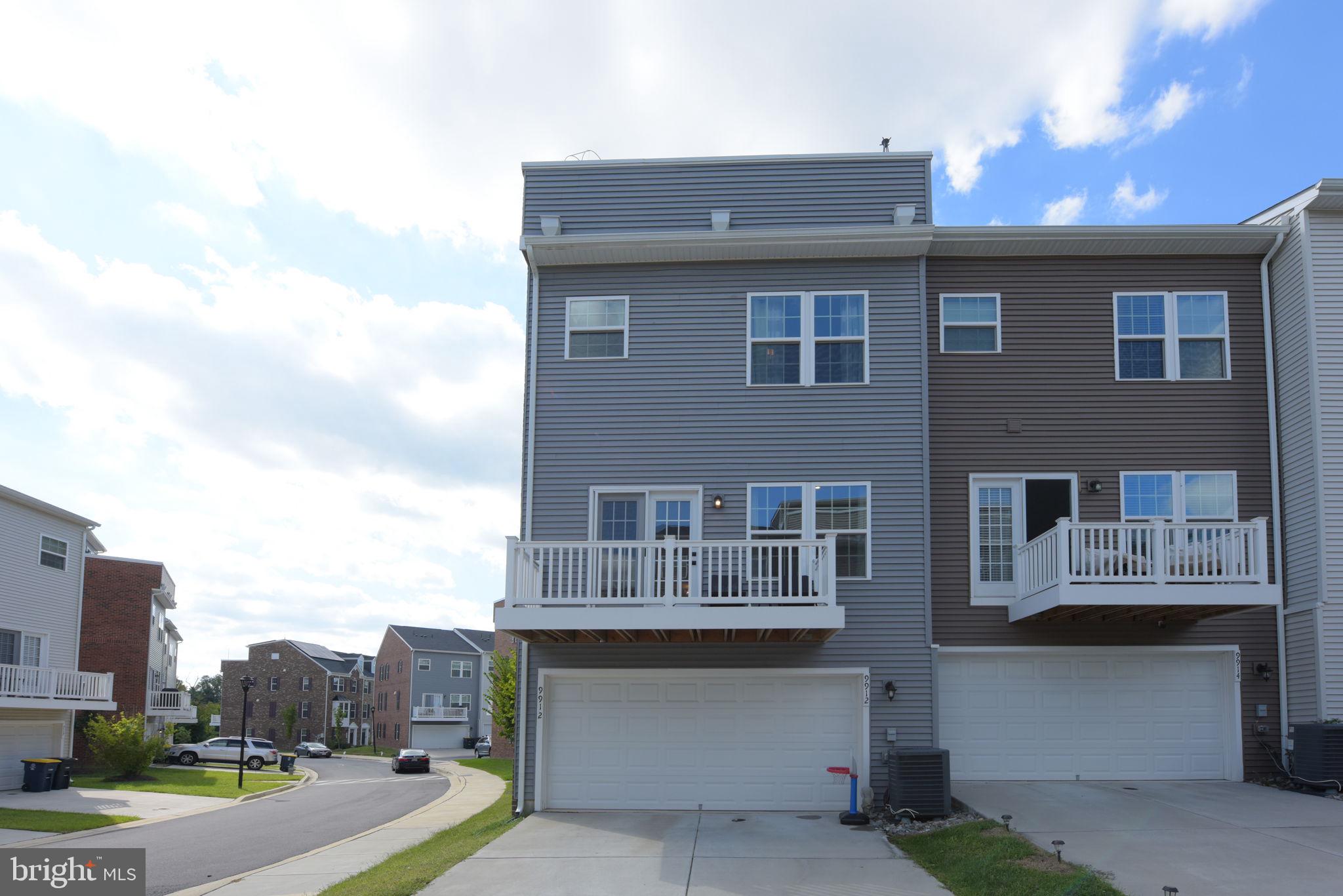 9912 Vista Pointe Dr