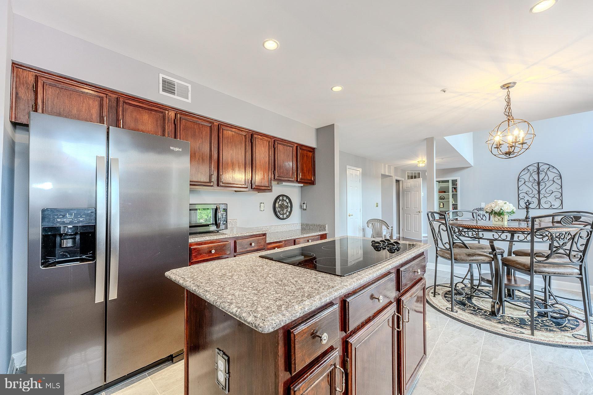 1404 Aragona Blvd