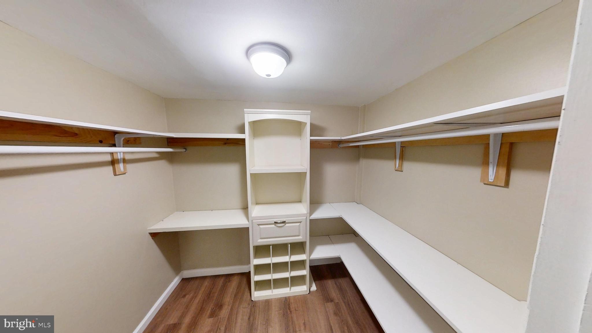 10239 PRINCE PLACE 26-T1