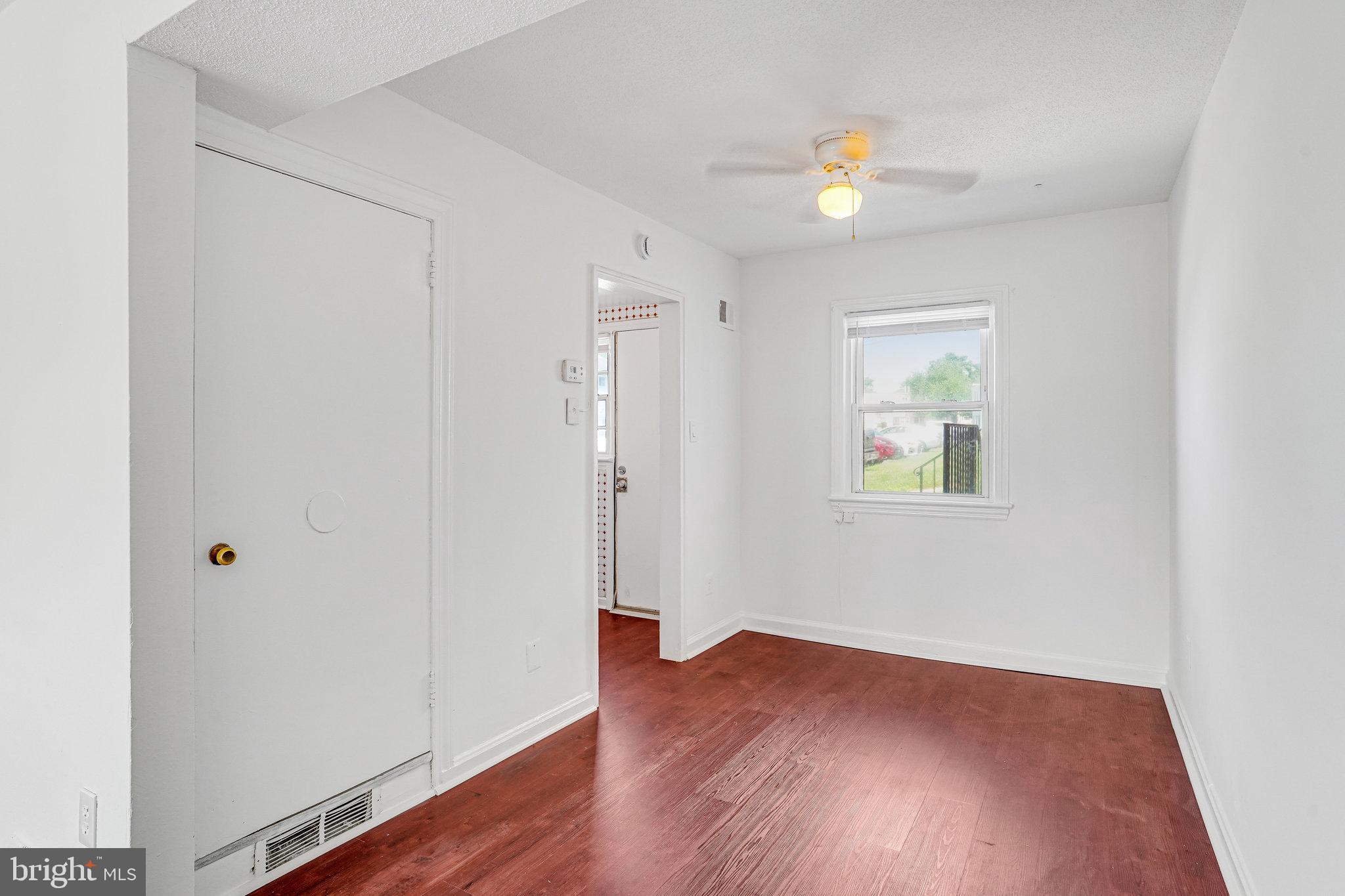 2510 IVERSON STREET 2510