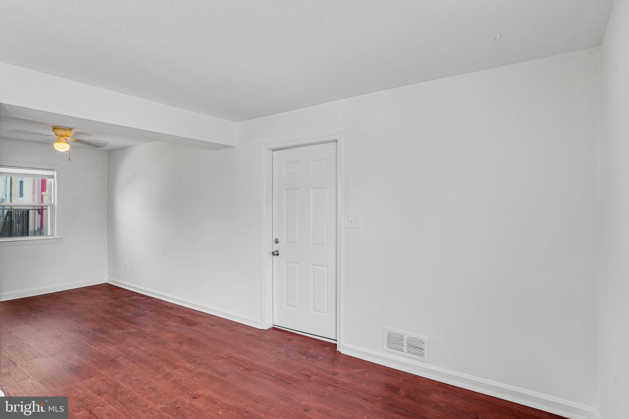 2510 IVERSON STREET 2510