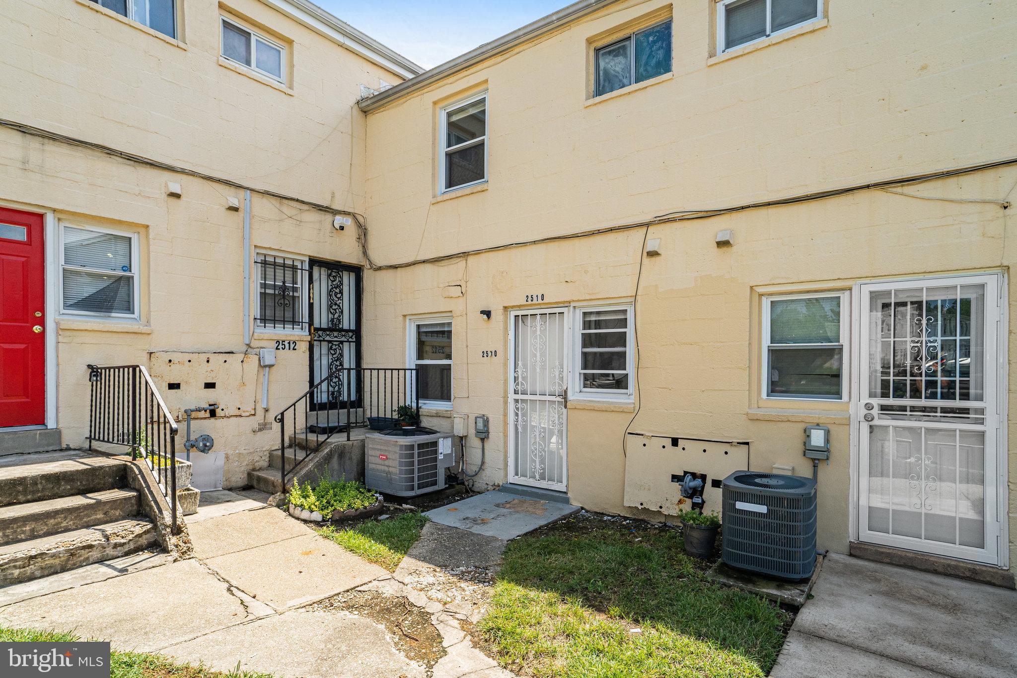 2510 IVERSON STREET 2510