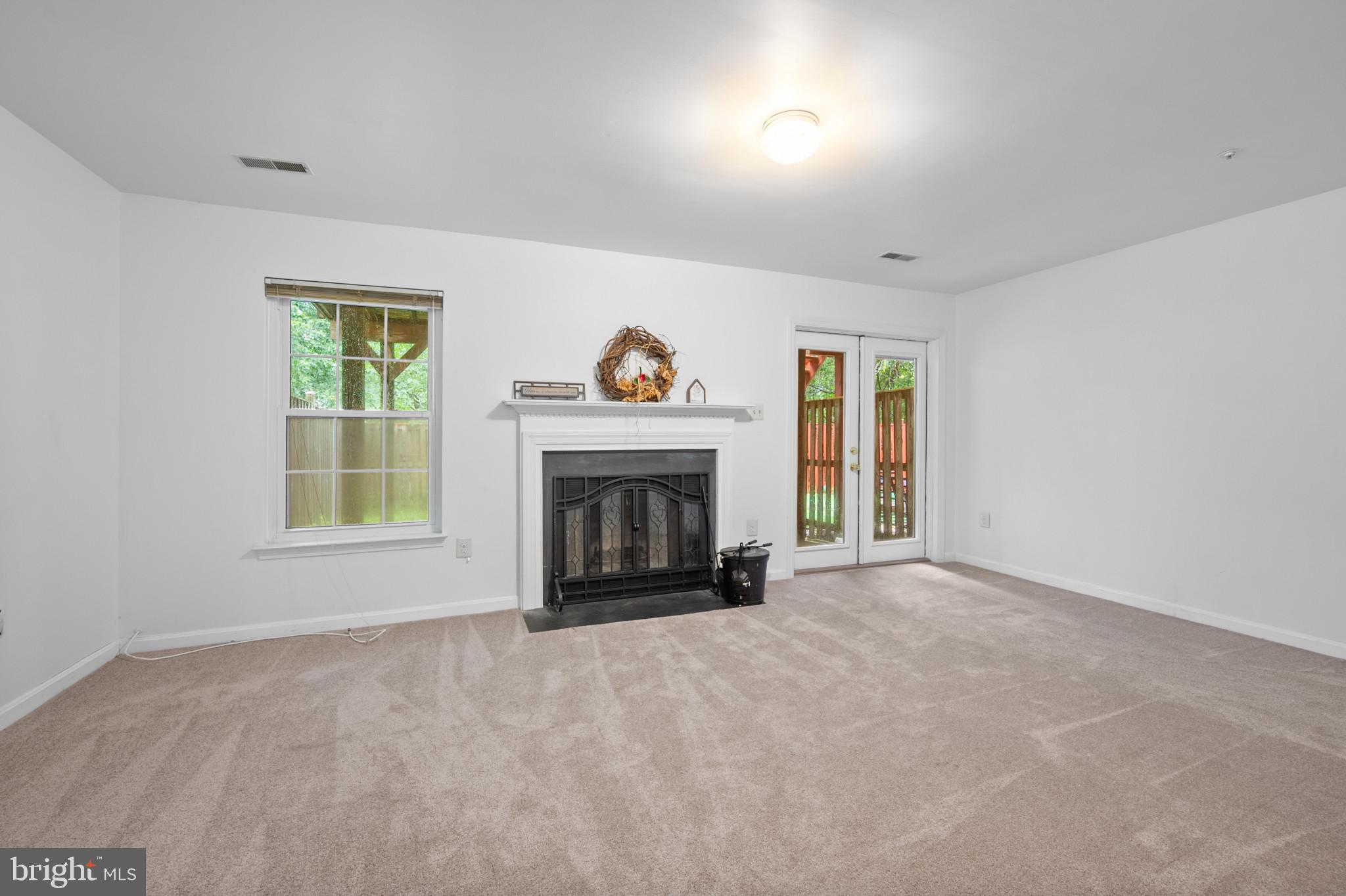 15715 ENSLEIGH LANE