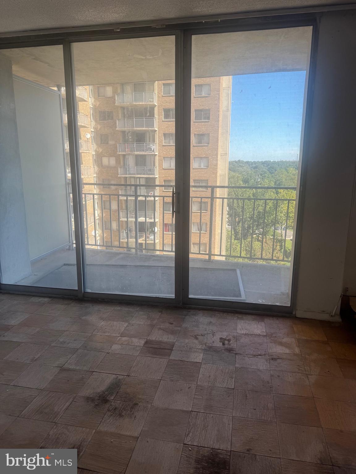 1836 METZEROTT ROAD 906