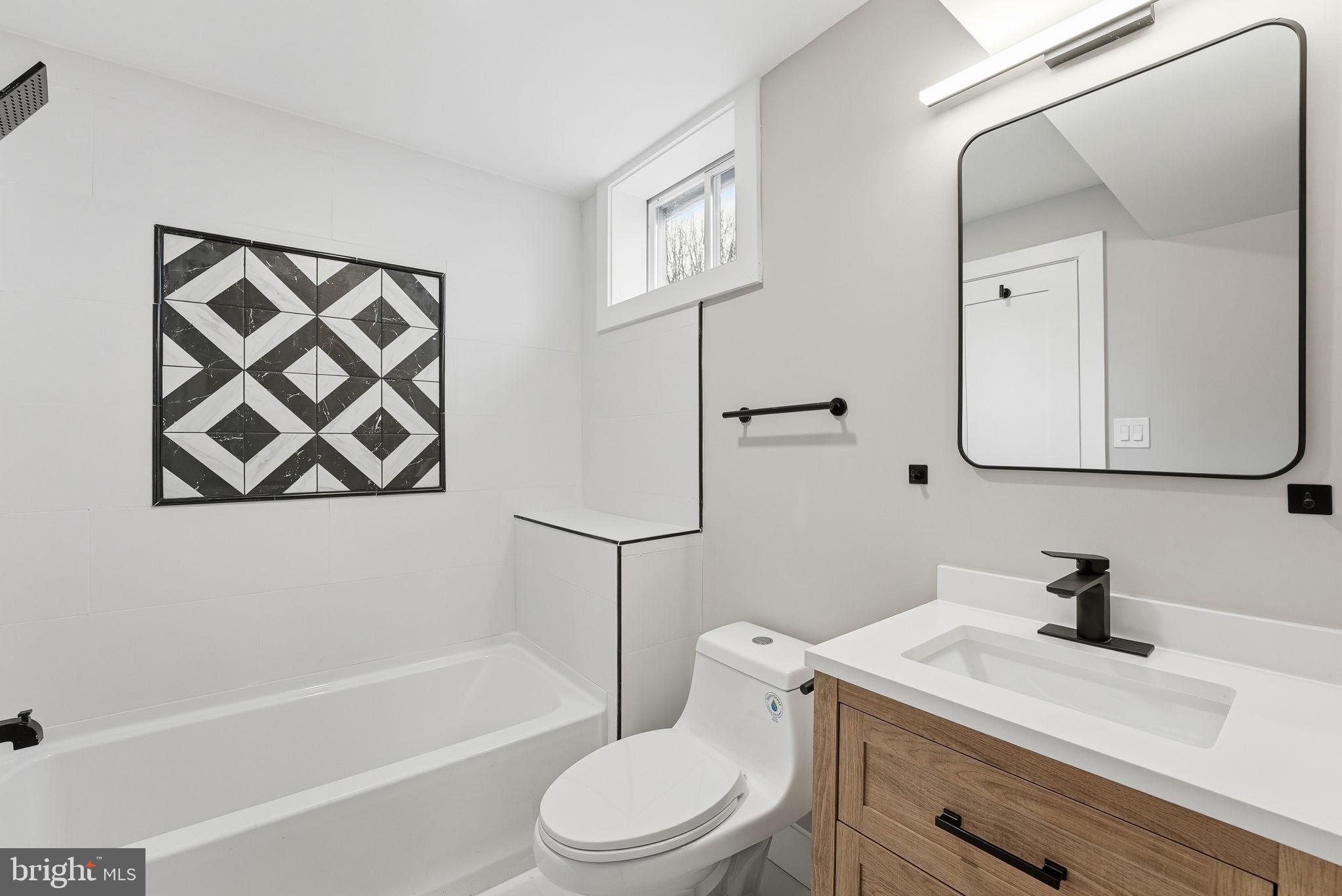 1803 ARAGONA BOULEVARD