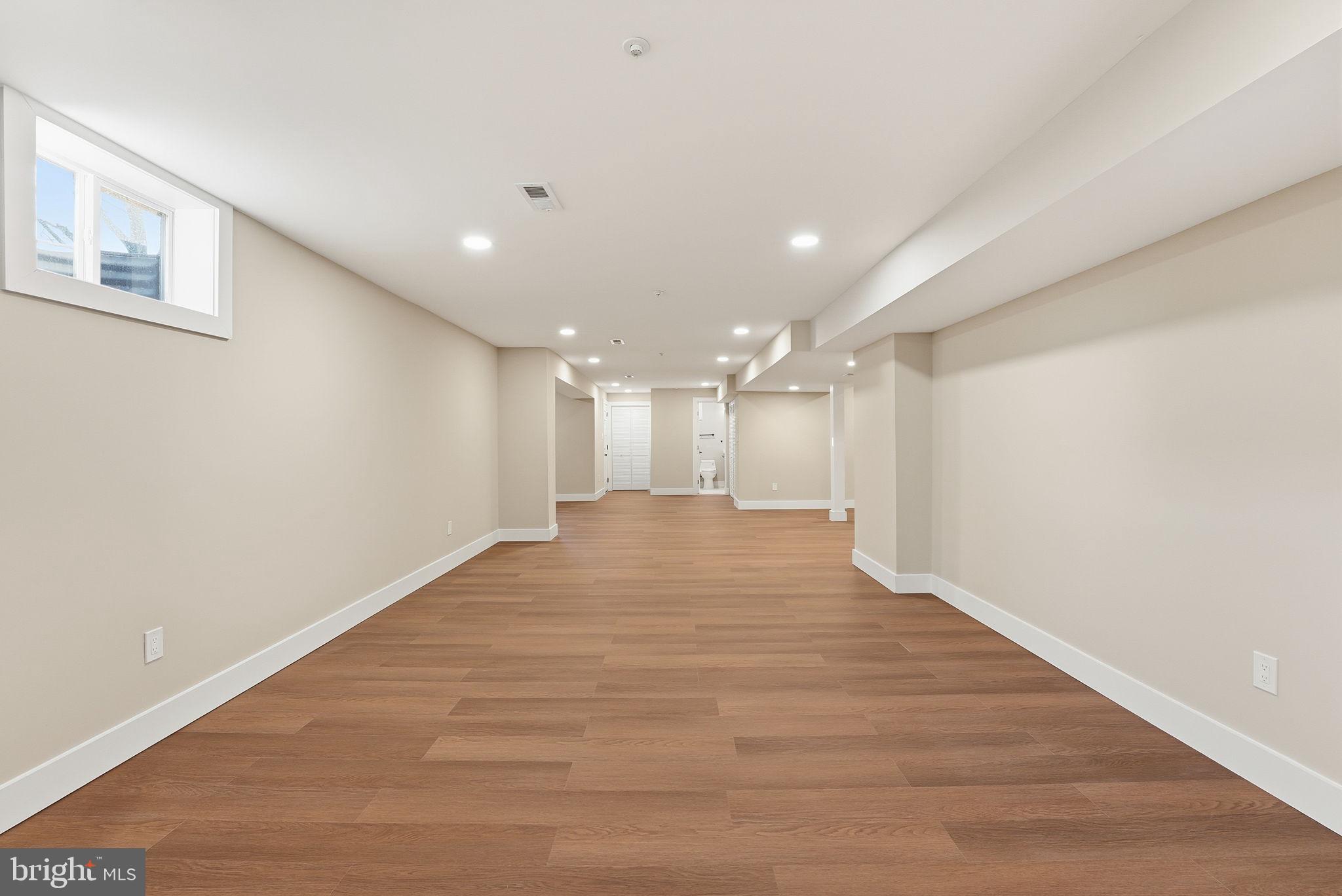 1803 ARAGONA BOULEVARD