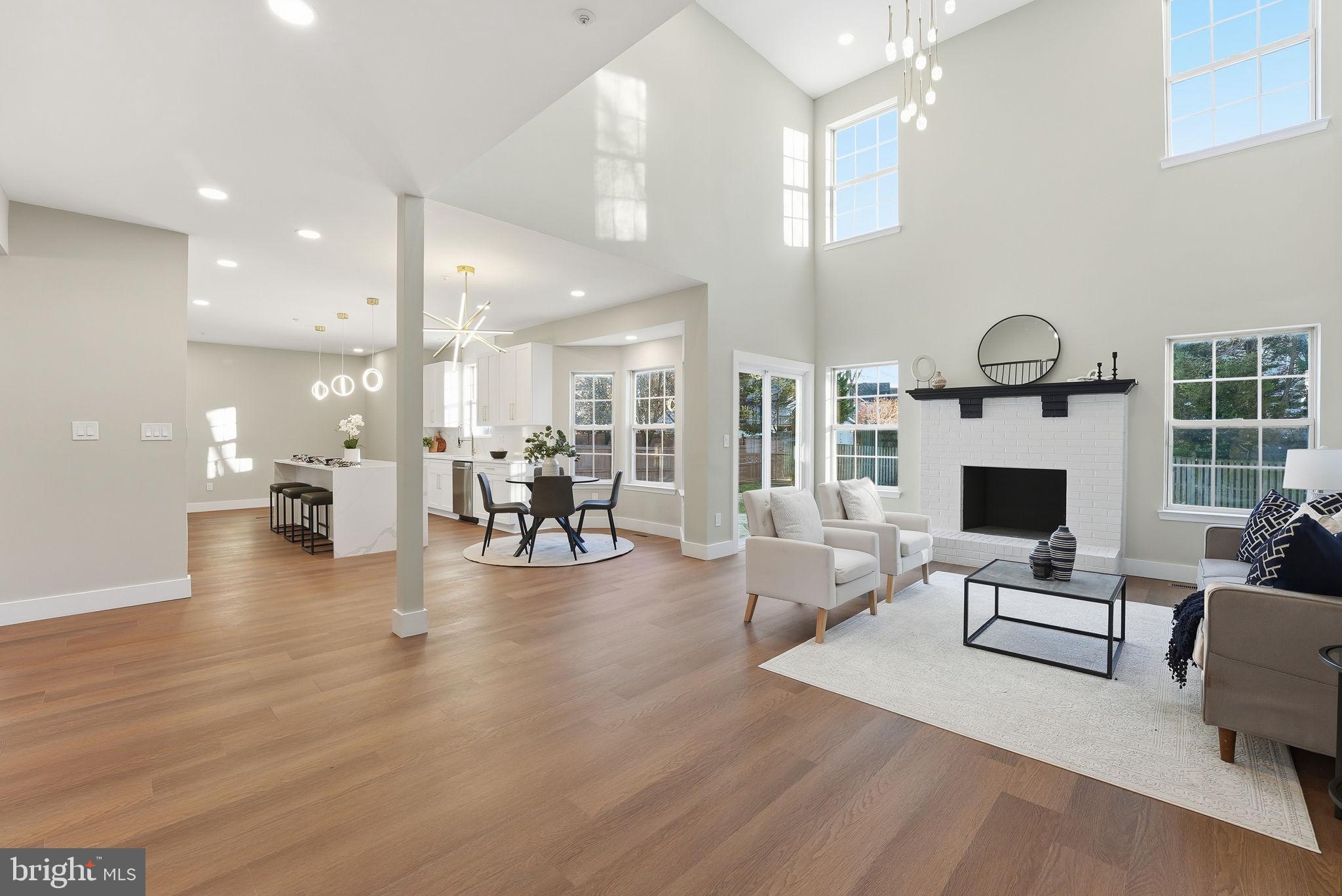 1803 ARAGONA BOULEVARD