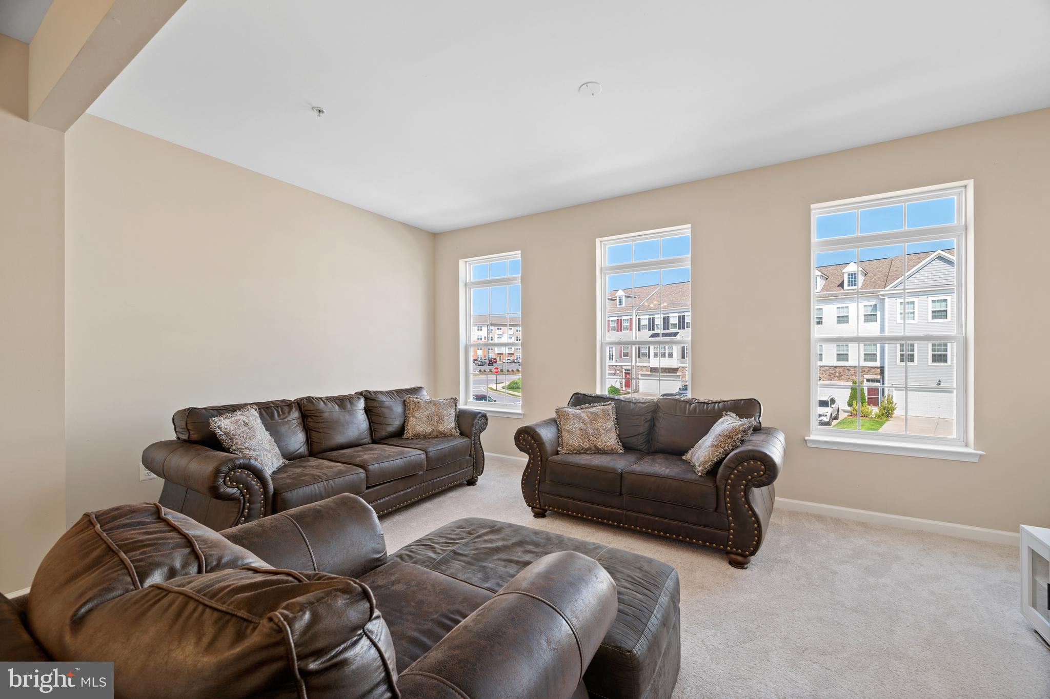 20207 Capital Ln