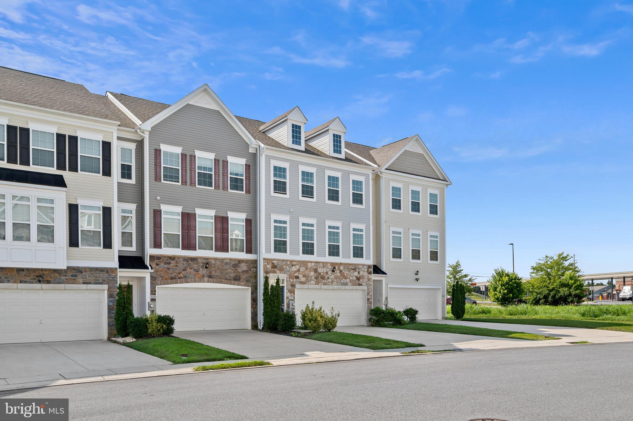 20207 Capital Ln