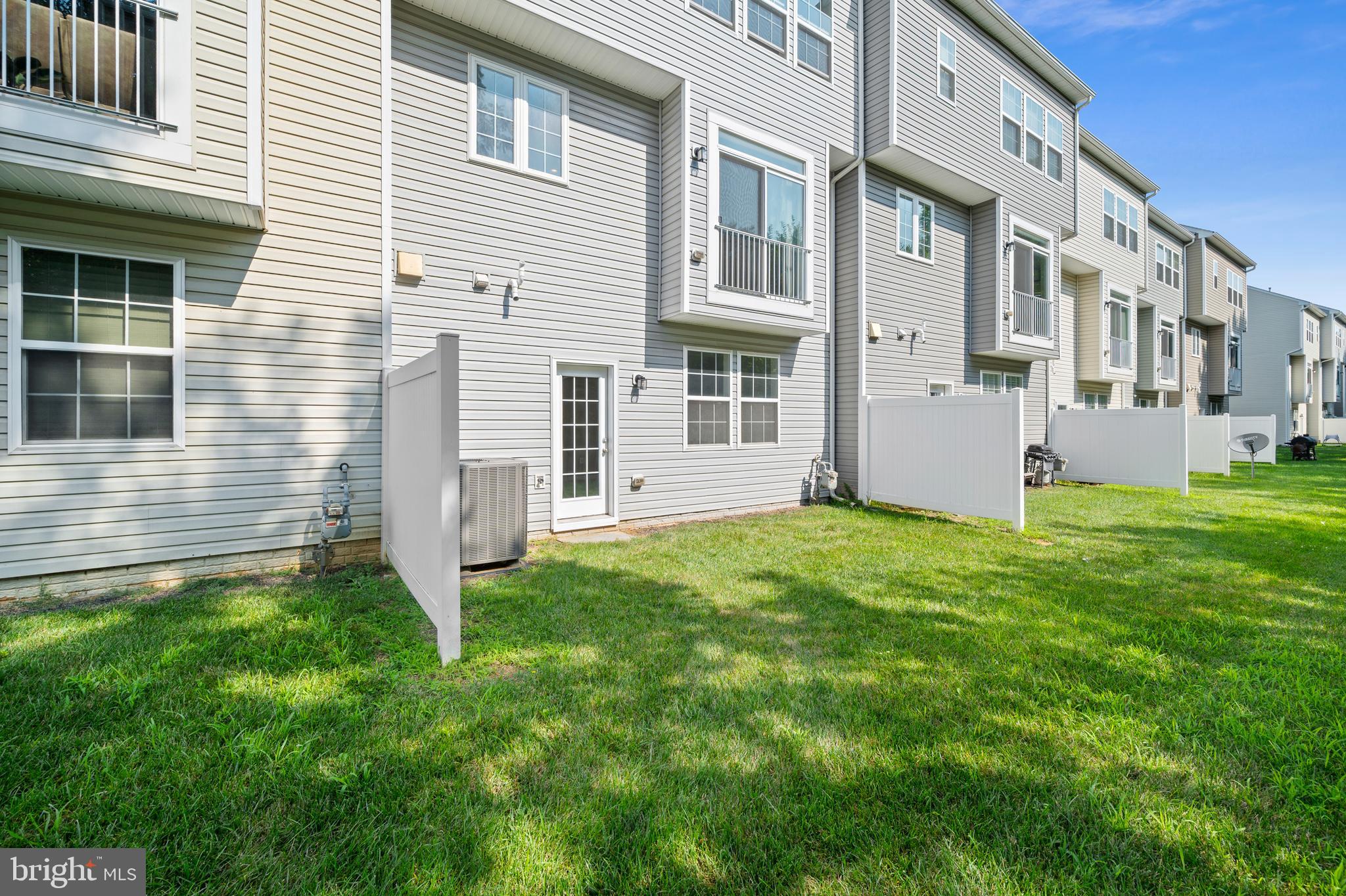 20207 Capital Ln